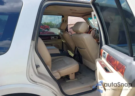 2006 Lincoln Navigator Luxury/Ultimate z USA, uszkodzony, nr VIN 5LMFU27506LJ14351